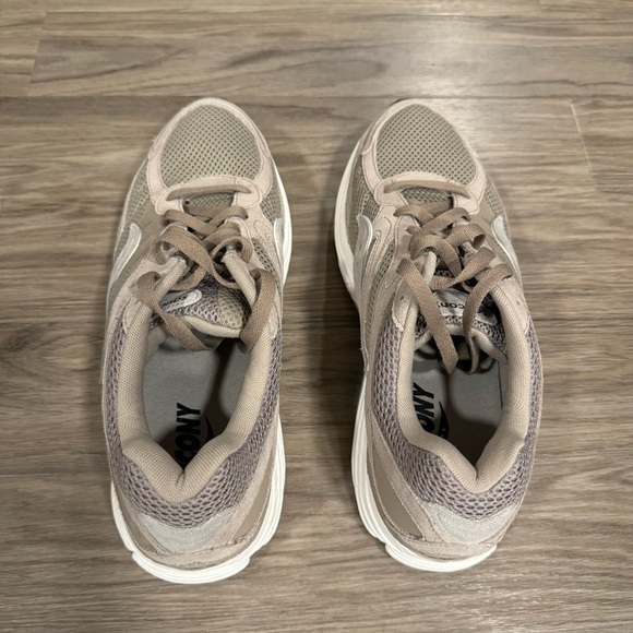 Saucony ProGrid Omni 9 Sneaker - Picture 3 of 6